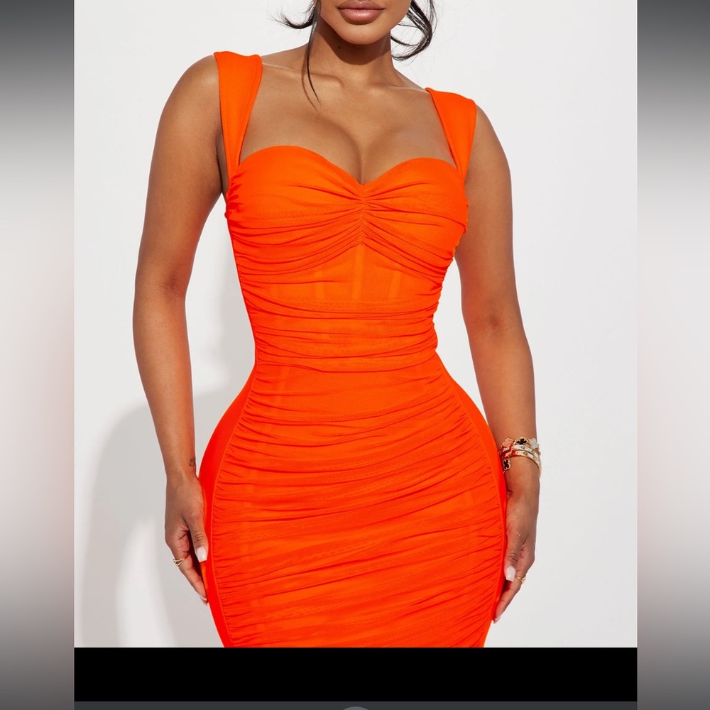🧡Orange midi dress🧡